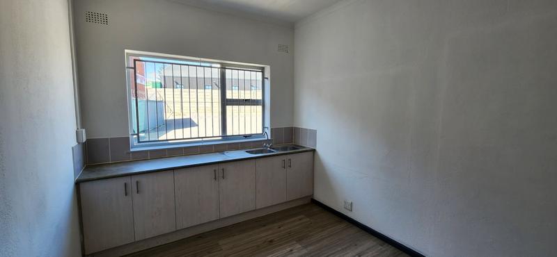 To Let commercial Property for Rent in Beaconvale Western Cape